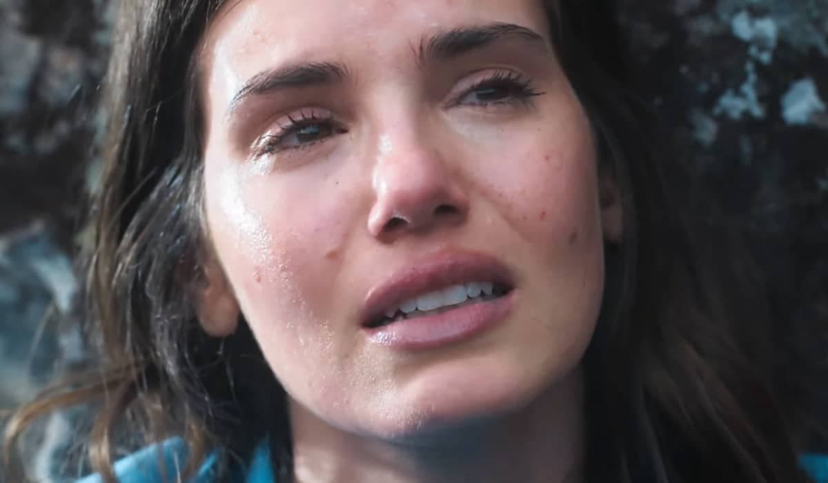 Marê dá à luz durante fuga no meio da mata em Amor Perfeito
